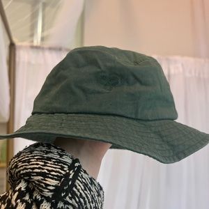 TNA ARITZIA Bucket Hat